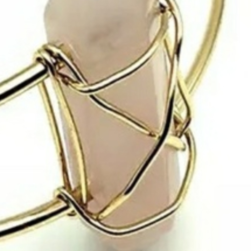 Elegant Natural Pink Stone Bangle Bracelet - Picture 5 of 6